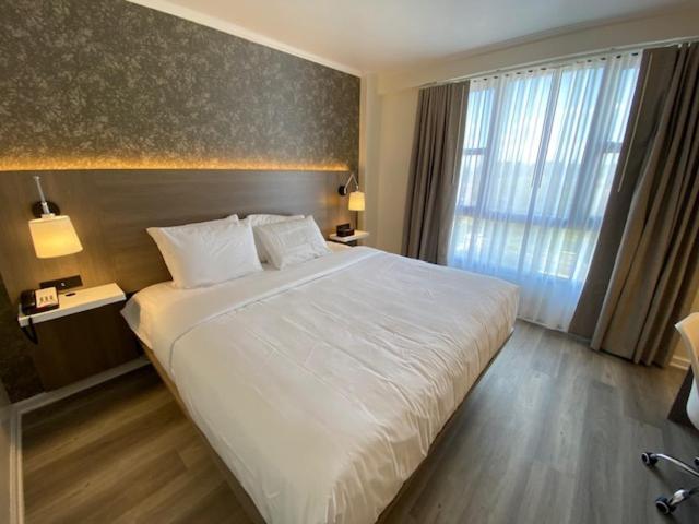 Garden Inn & Suites - Jfk New York Bagian luar foto